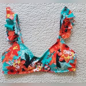 Womens relleciga biki / crop top. Size large. Worn a few times.